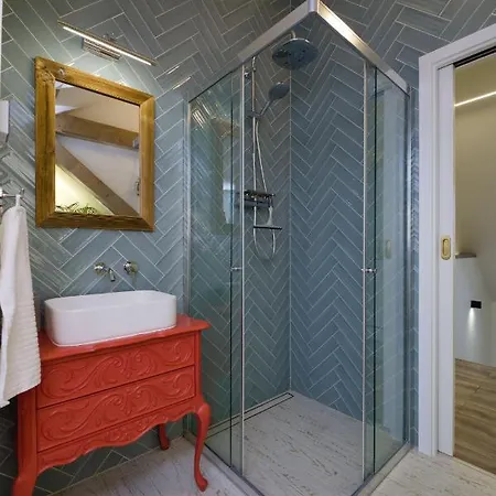 Loft - Folk District Apartment Bratislava